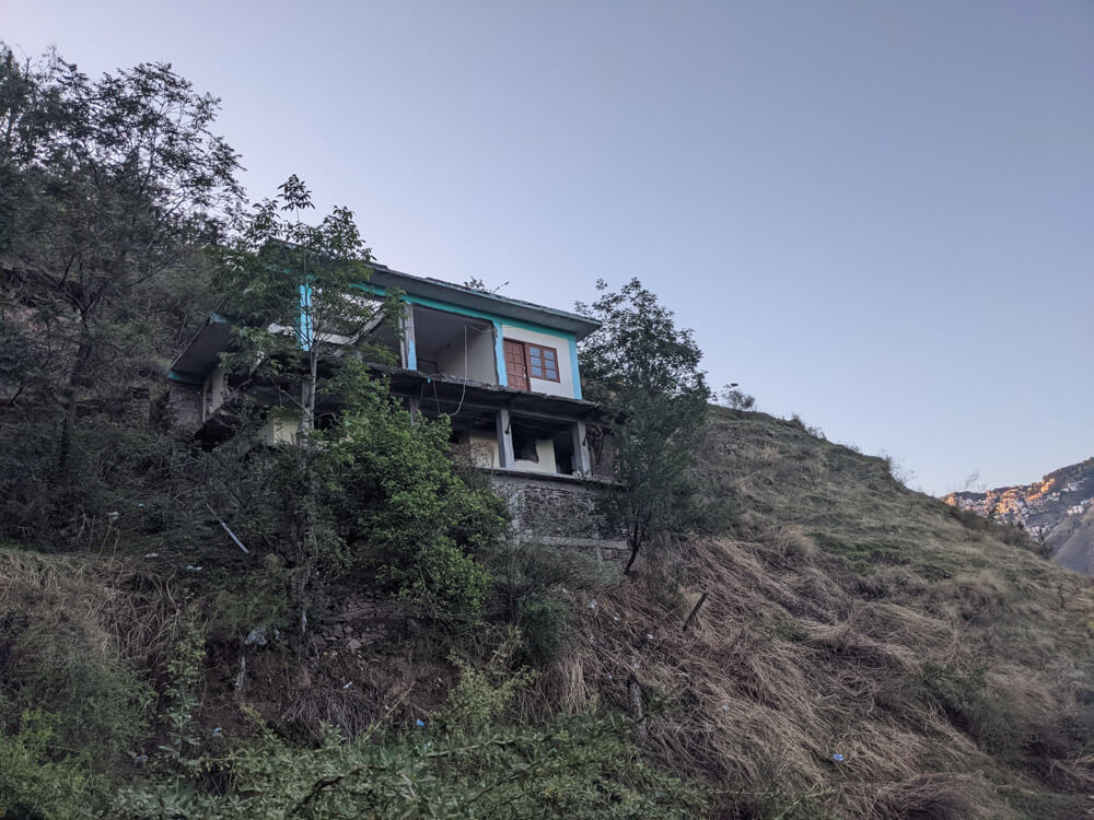 the abondoned houses mehli village shimla