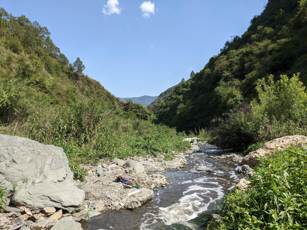 the-water-stream-flowing-below-in-shimla.jpg