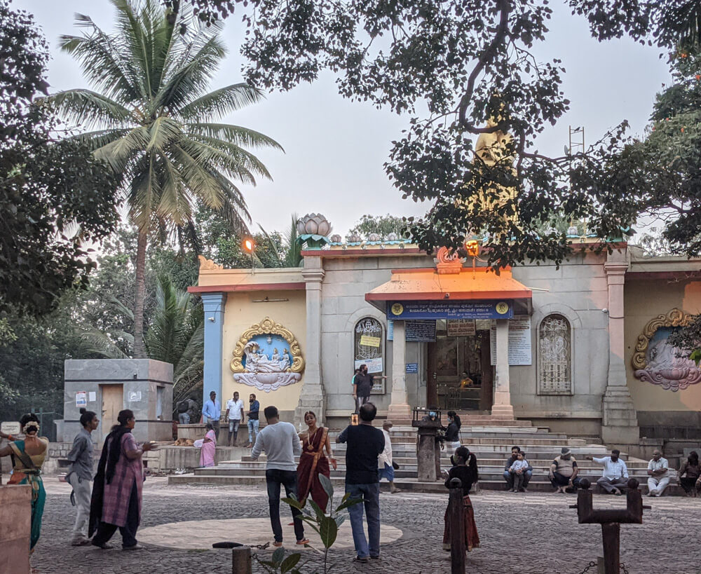 Ramanjaneya-Gudda-Park-temples-in-basavanagudi-bengaluru.jpg