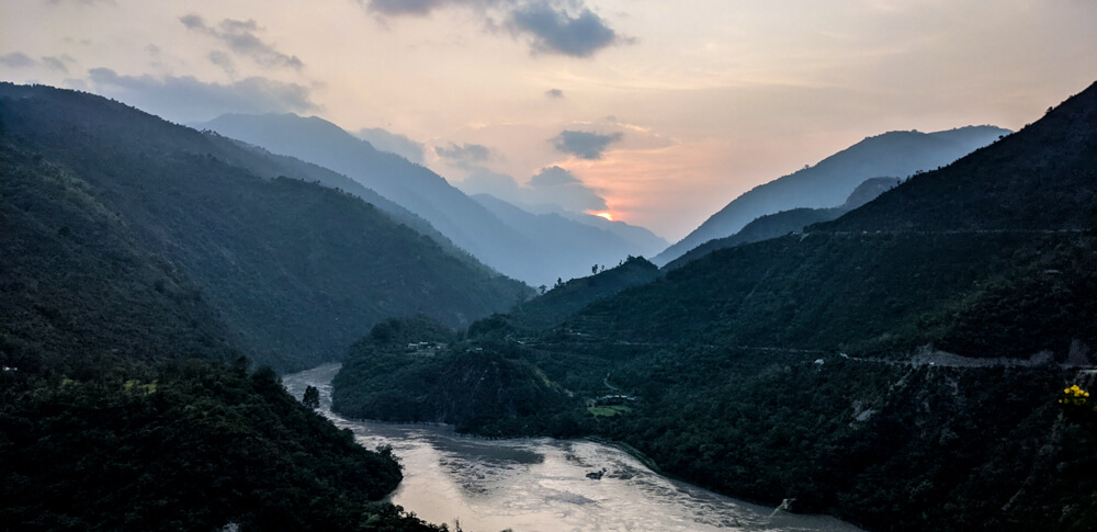 sutlej-river-near-tattapani-karsog-mandi