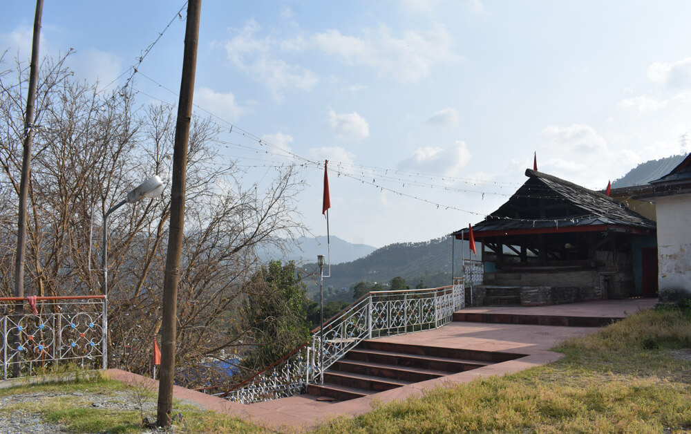 temples pangna karsog mandi